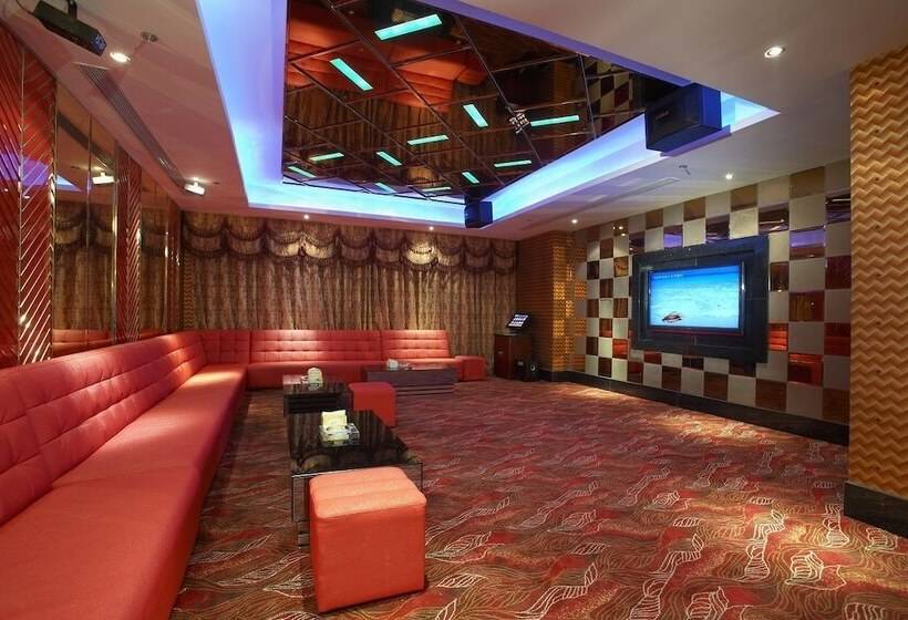 Hotel Jinjiang Inn Select Fengxian Baolong Square Canal North Road