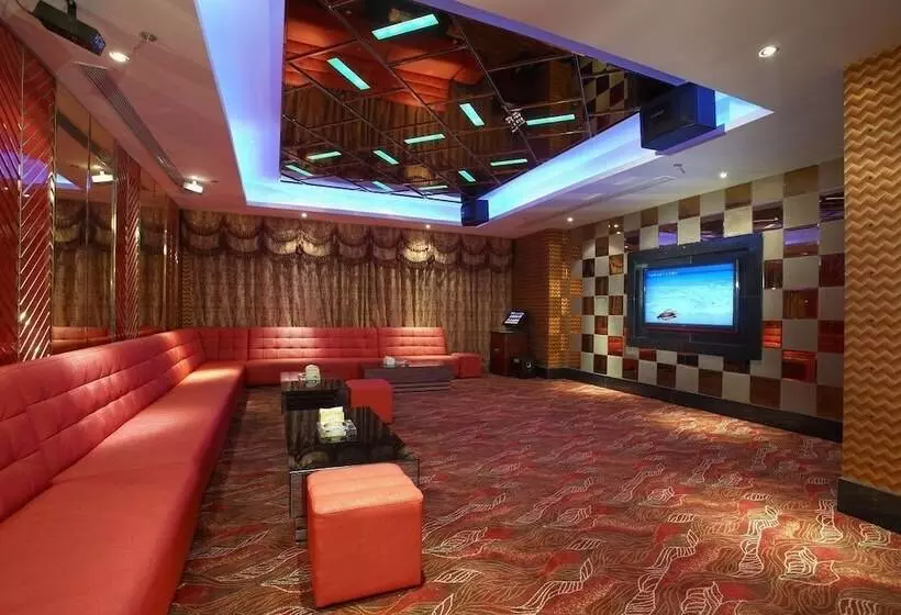 Hotelli Jinjiang Inn Select Fengxian Baolong Square Canal North Road