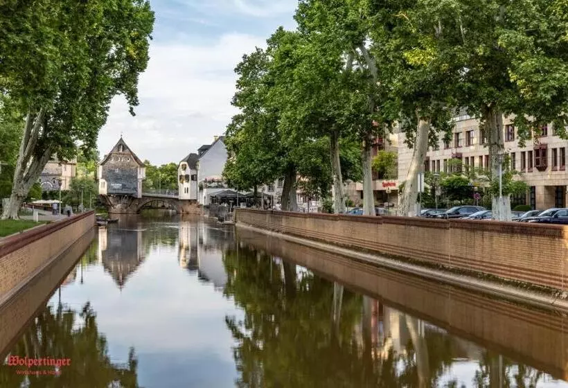 Hotel Wirtshaus Wolpertinger