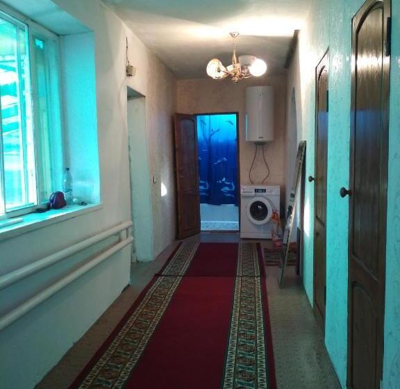 پانسیون Center Guesthouse