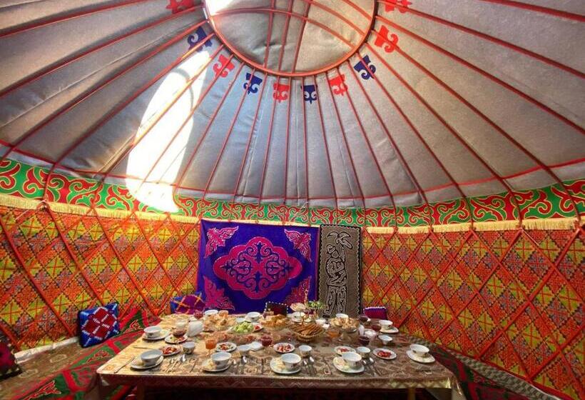 پانسیون Center Guesthouse