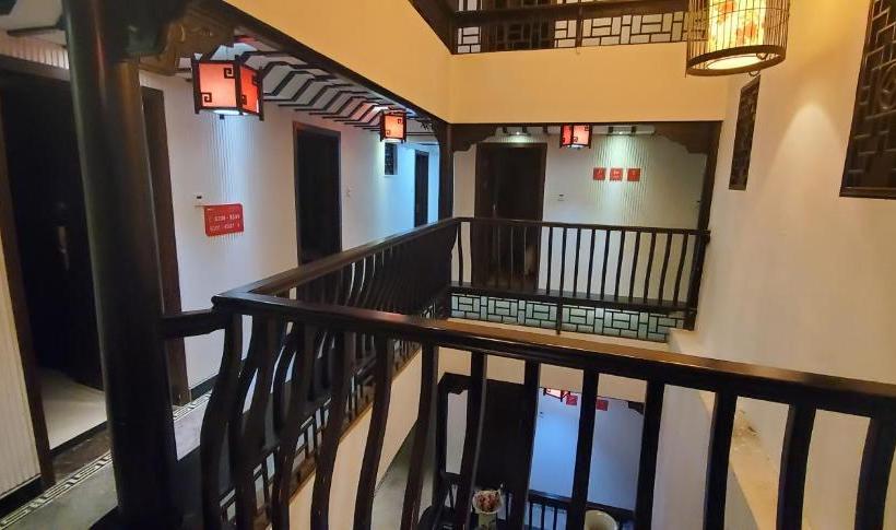 פנסיון Yi Jiang Lou Lnn