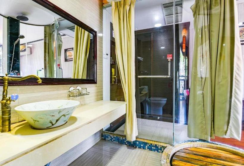 פנסיון Yi Jiang Lou Lnn