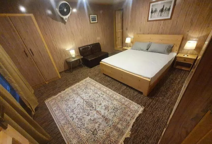 پانسیون Sehrish Guest House Skardu