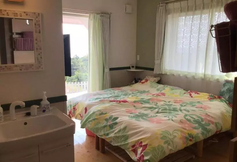 Yakushima Pension Luana House
