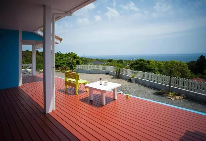 Yakushima Pension Luana House