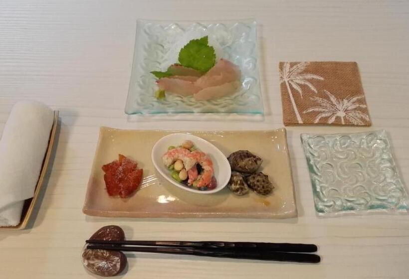 Yakushima Pension Luana House