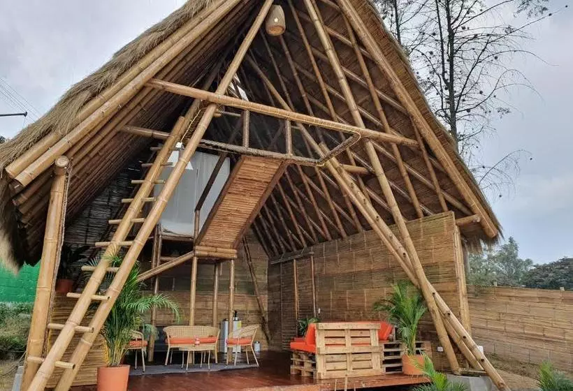 ユースホステル Samay Glamping Airport