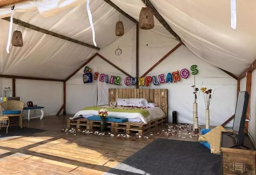 ユースホステル Samay Glamping Airport