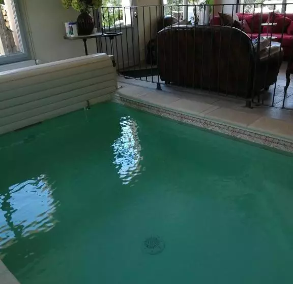 Aamiaismajoitus (B&B) Villa Rose