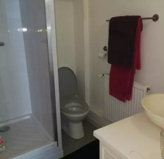 Aamiaismajoitus (B&B) Villa Rose