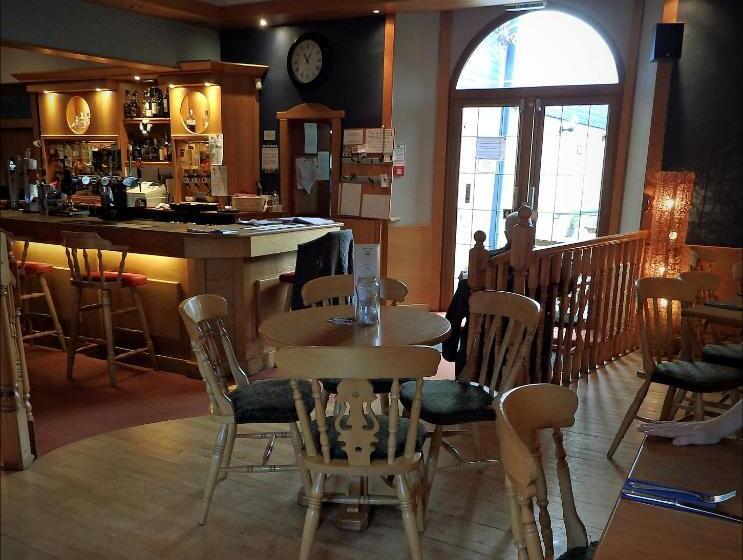 Отель Burntisland Sands