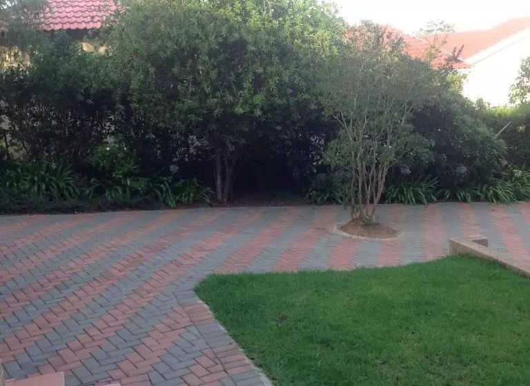 پانسیون Vinolux Guest House