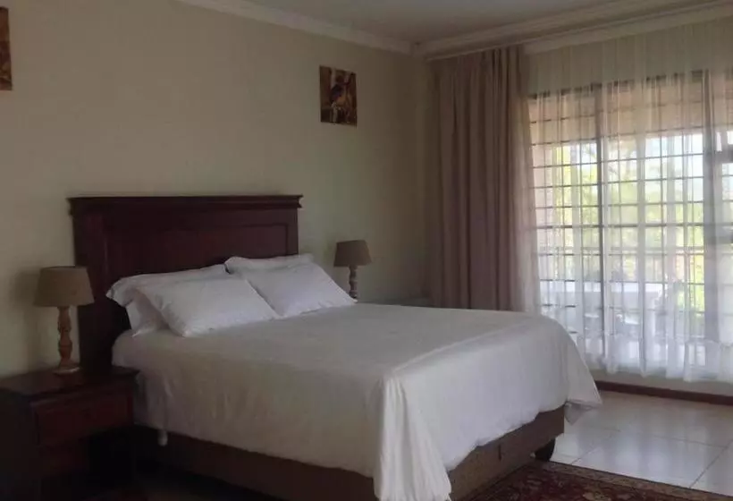 پانسیون Vinolux Guest House