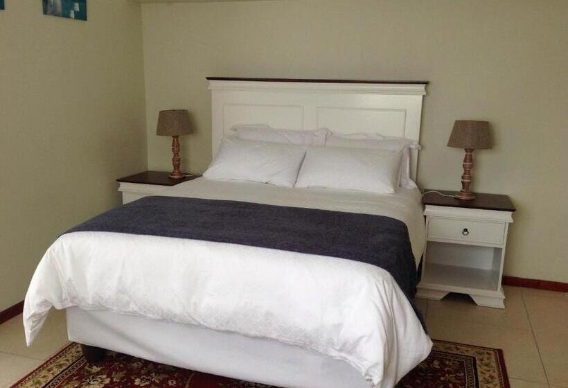 Majatalo Vinolux Guest House