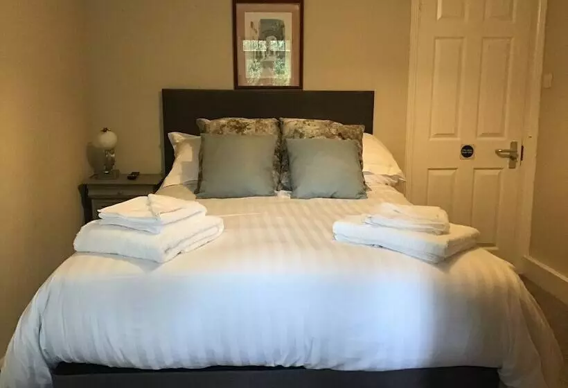 Aamiaismajoitus (B&B) Le Chateau