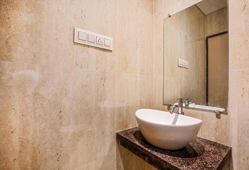 Fabhotel Spring Inn   Nr Borivali Station