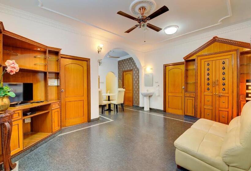 Hôtel Treebo The Sai Leela Suites R T Nagar