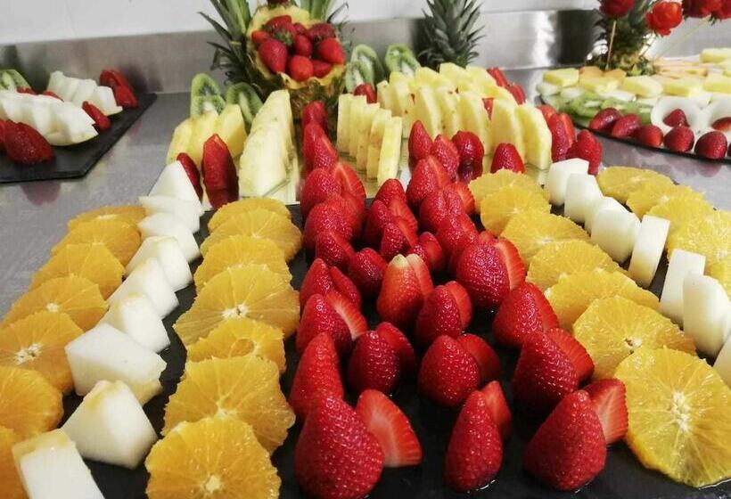 فندق Domus Grand