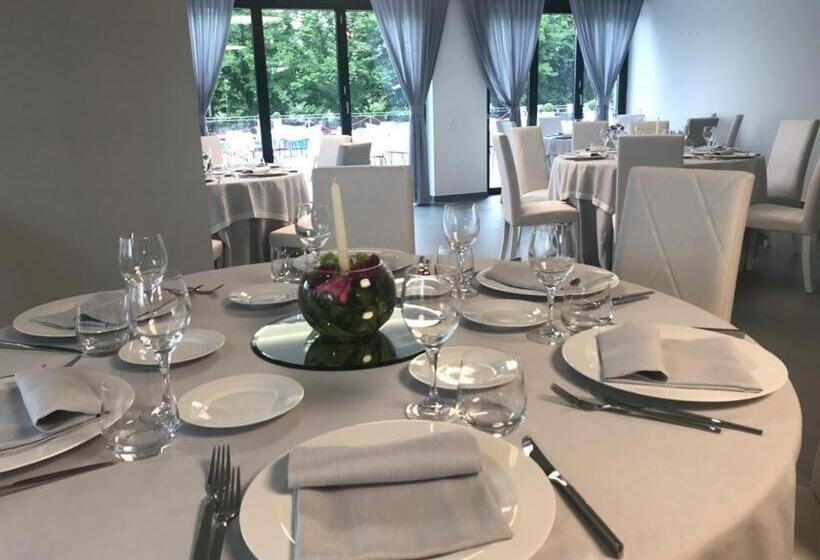 فندق Domus Grand