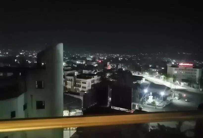 Hotelli Maharaja Regency