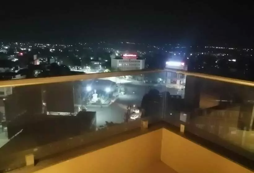 Hotelli Maharaja Regency