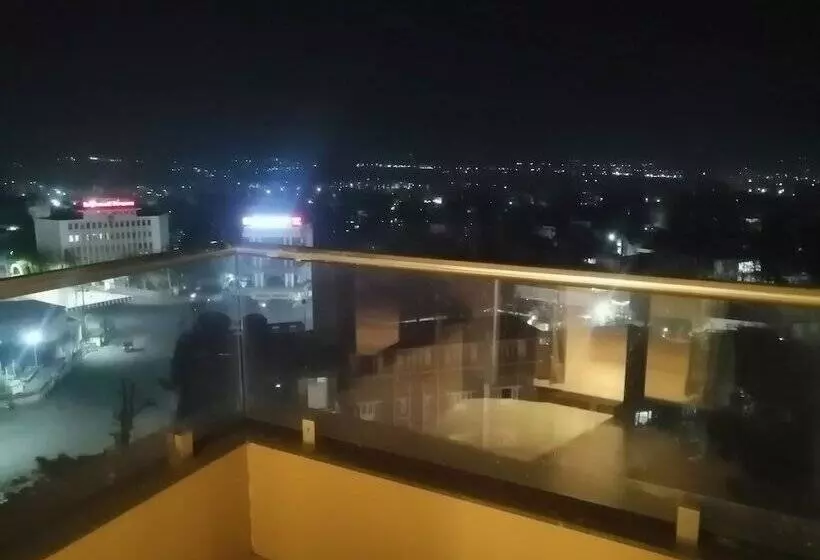 Hotelli Maharaja Regency