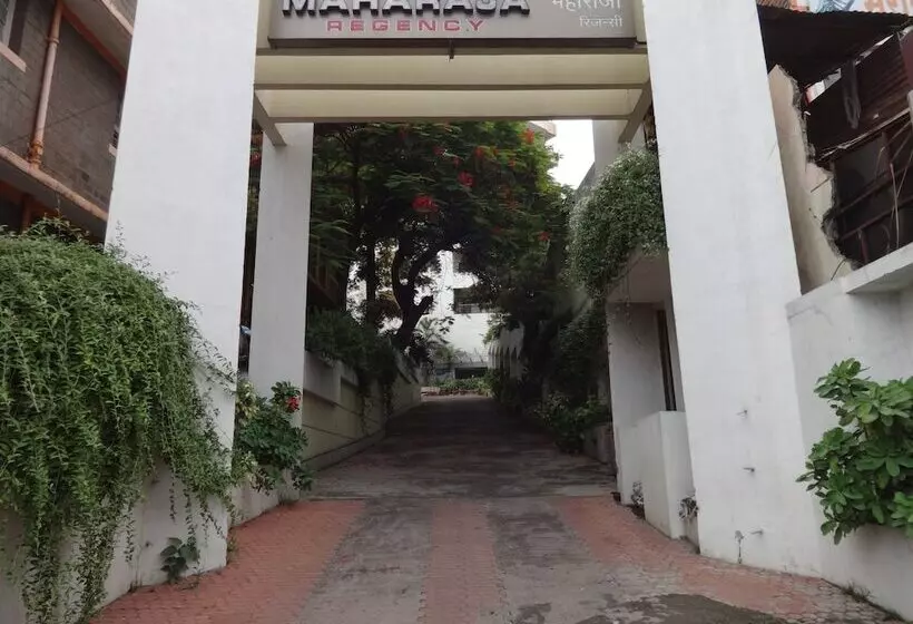 Hotelli Maharaja Regency