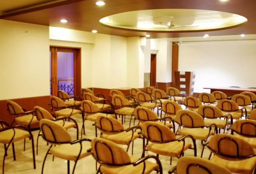 Hotelli Maharaja Regency