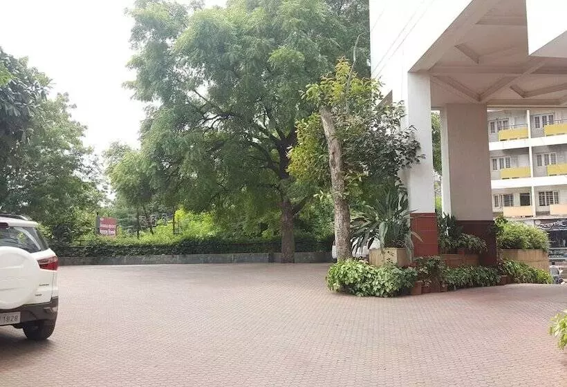 Hotelli Maharaja Regency