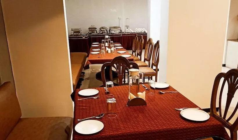 Hotelli Maharaja Regency