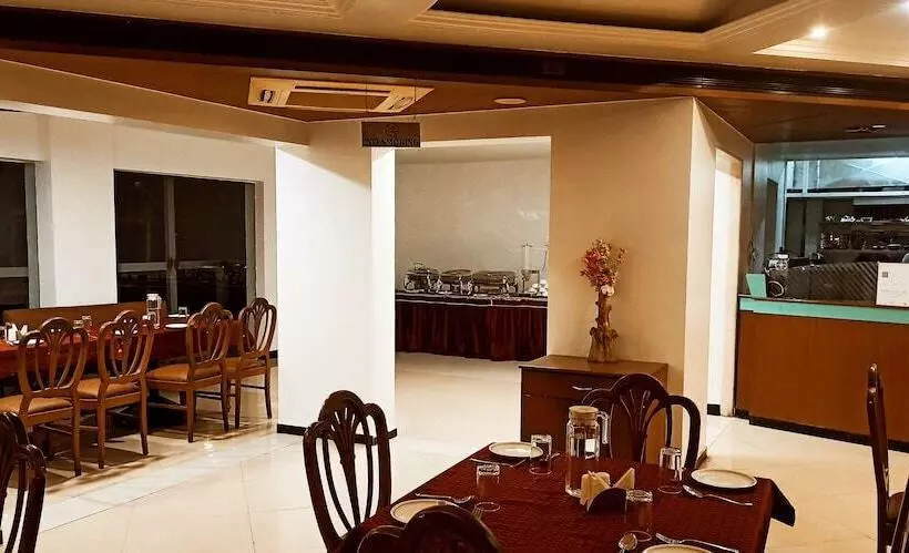 Hotelli Maharaja Regency