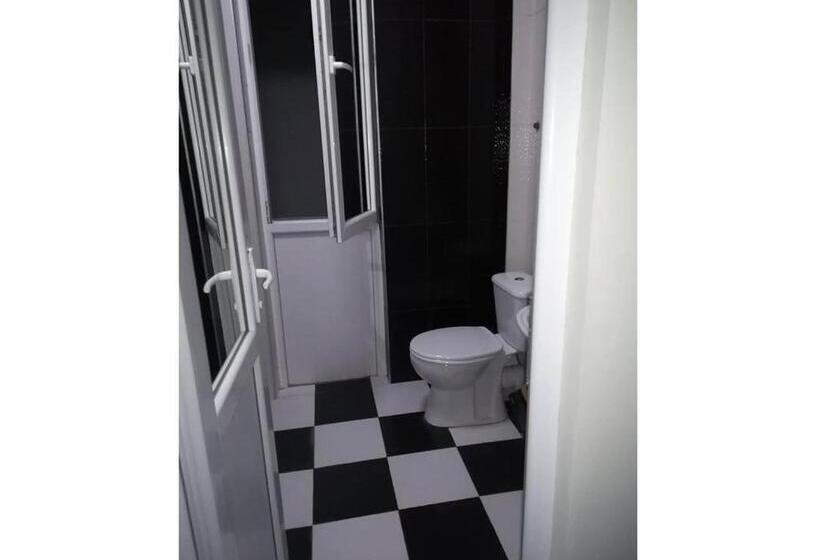 پانسیون Kvariati Beach Guesthouse Levaniko