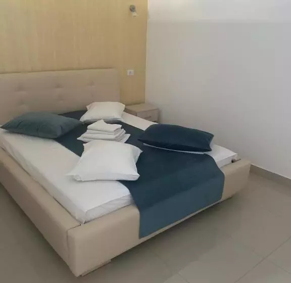 Pensiune La Mare Darius Mihai