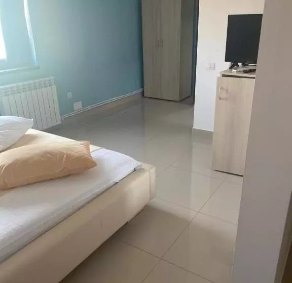 Pensiune La Mare Darius Mihai