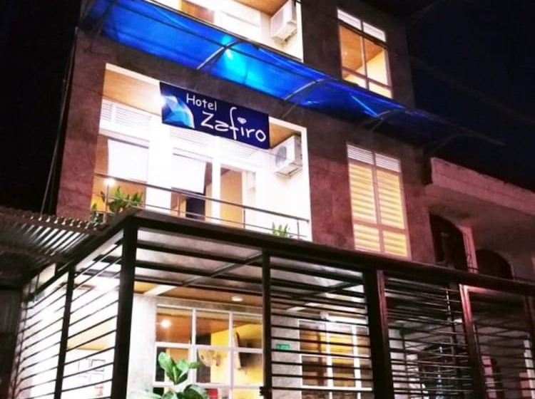 هتل Zafiro