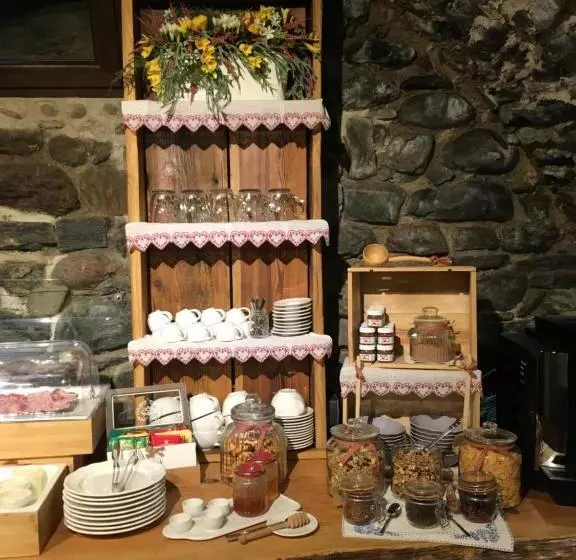 Majatalo Nicomat Rooms