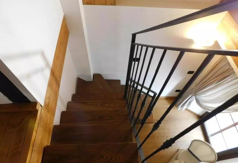 Majatalo Nicomat Rooms