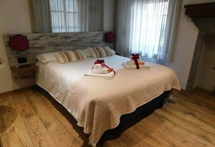 Majatalo Nicomat Rooms