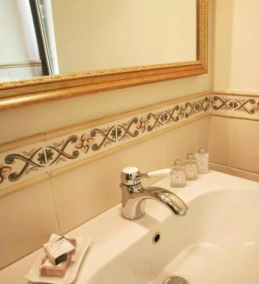 Aamiaismajoitus (B&B) La Casa Dei Nonni Castelbianco