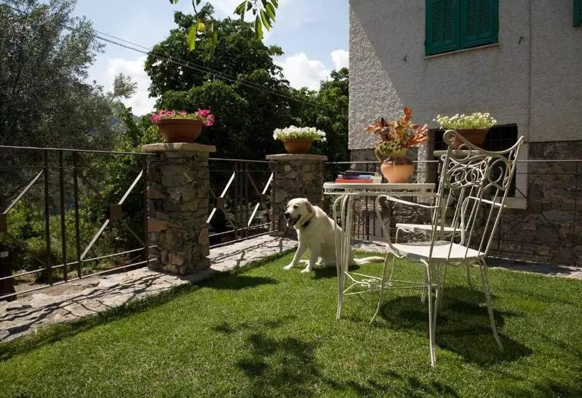 Aamiaismajoitus (B&B) La Casa Dei Nonni Castelbianco