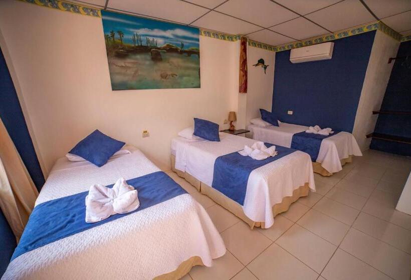 بنسيون Hostal Gladismar