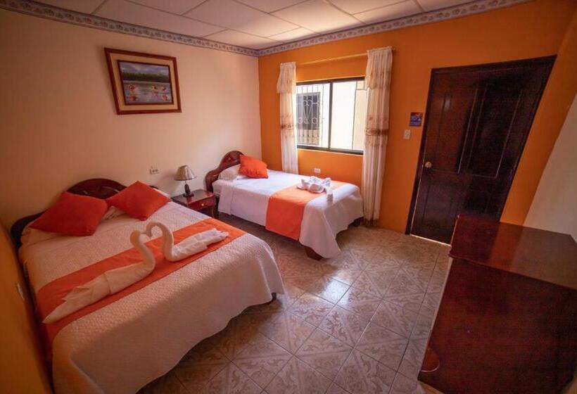 بنسيون Hostal Gladismar