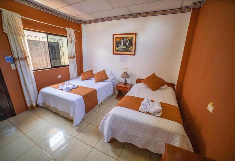 بنسيون Hostal Gladismar