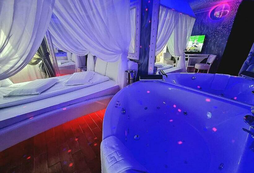 Anadi Hotel Boutique Only Adult