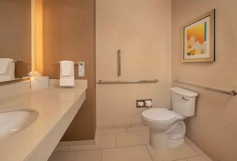 Hotelli Fairfield Inn & Suites By Marriott Harrisburg International Airport