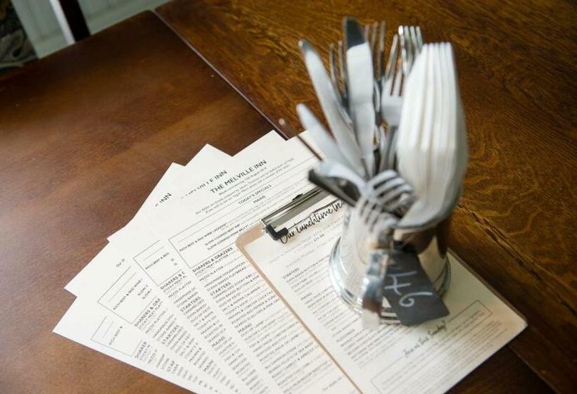 Hotel The Melville Inn By Innkeeper S Collection