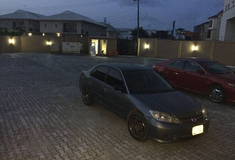 پانسیون Nigus House