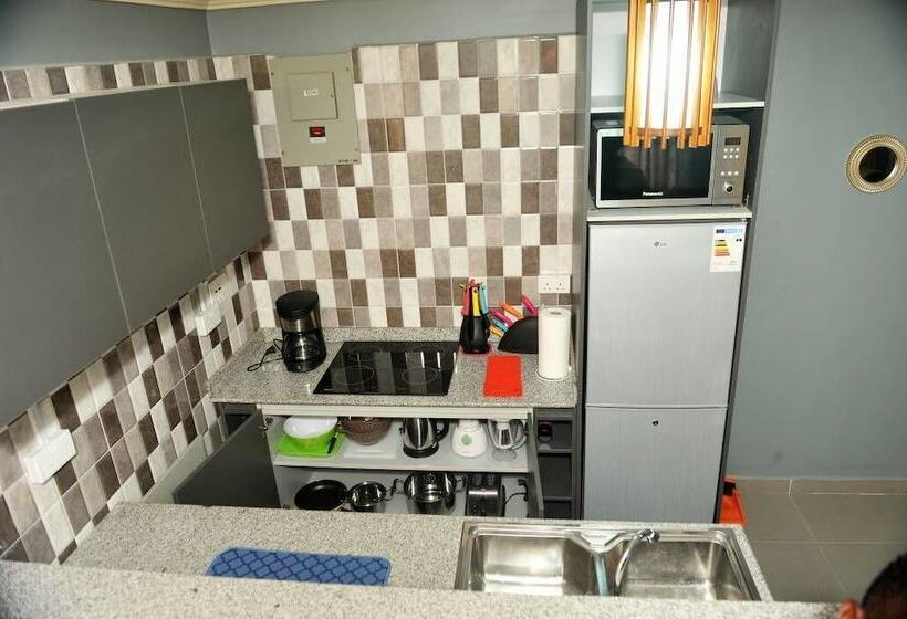 پانسیون Nigus House