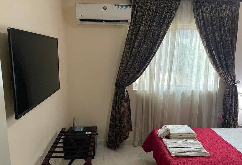 پانسیون Nigus House